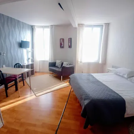 Les Chenes Bed & Breakfast