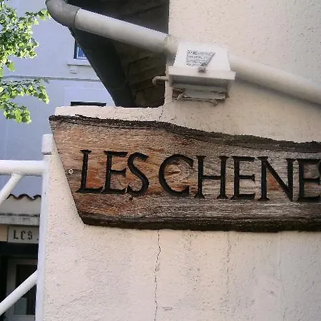 Les Chenes Bed & Breakfast Châtel-Guyon